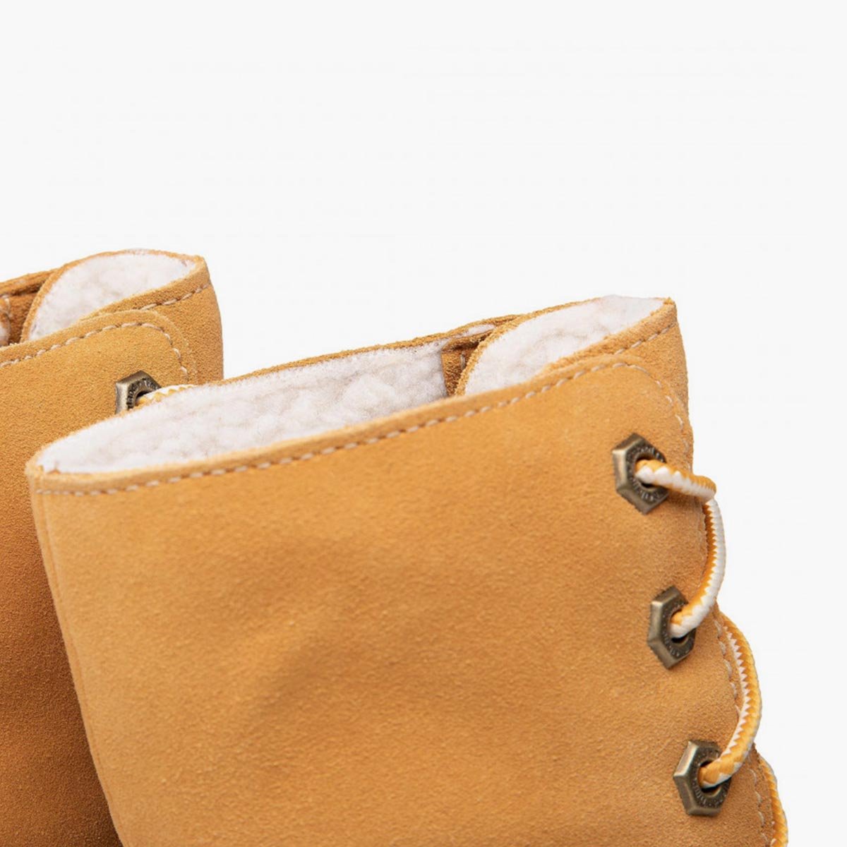 Boot in lana