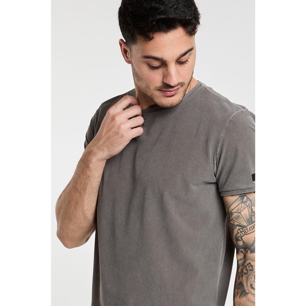 T-shirt in piquet stone wash
