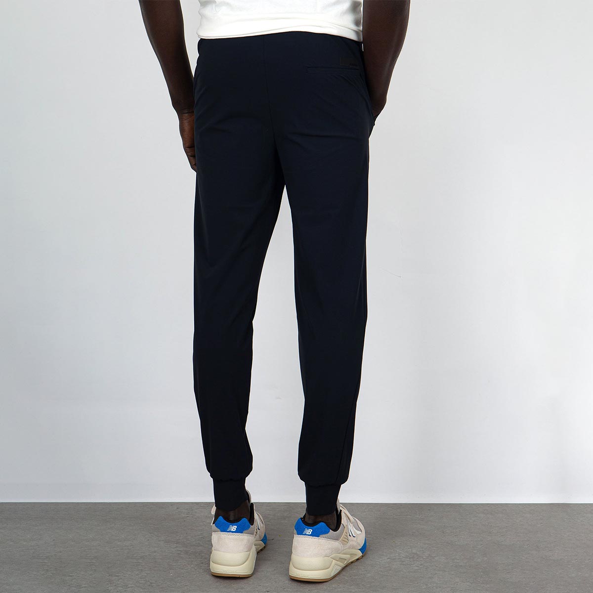 Pantalone tecnico con elastico