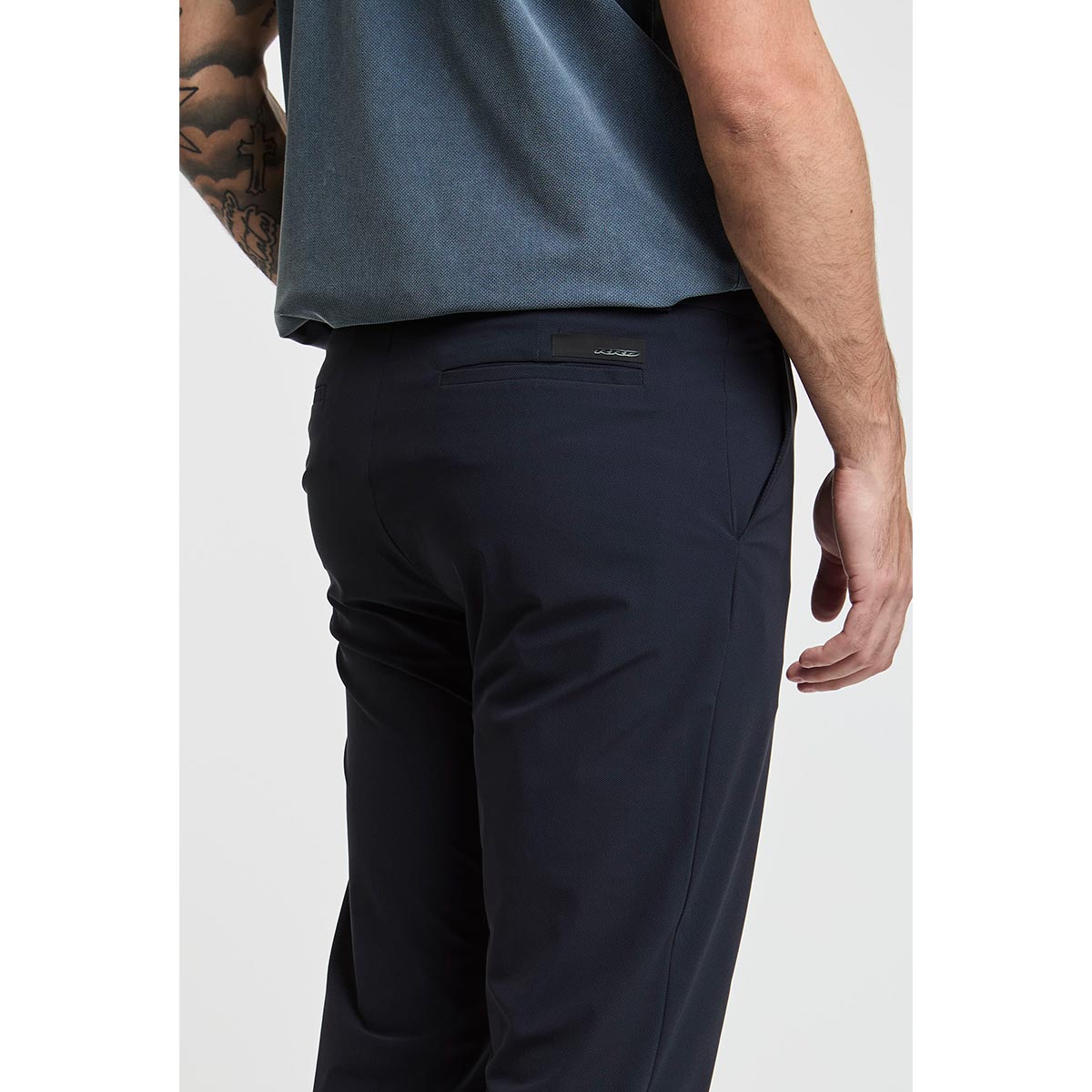 Pantalone chino microfantasia