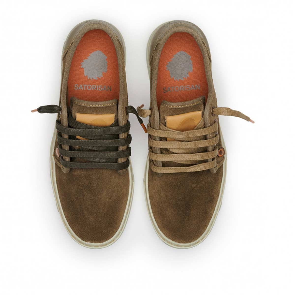 Sneaker in pelle scamosciata