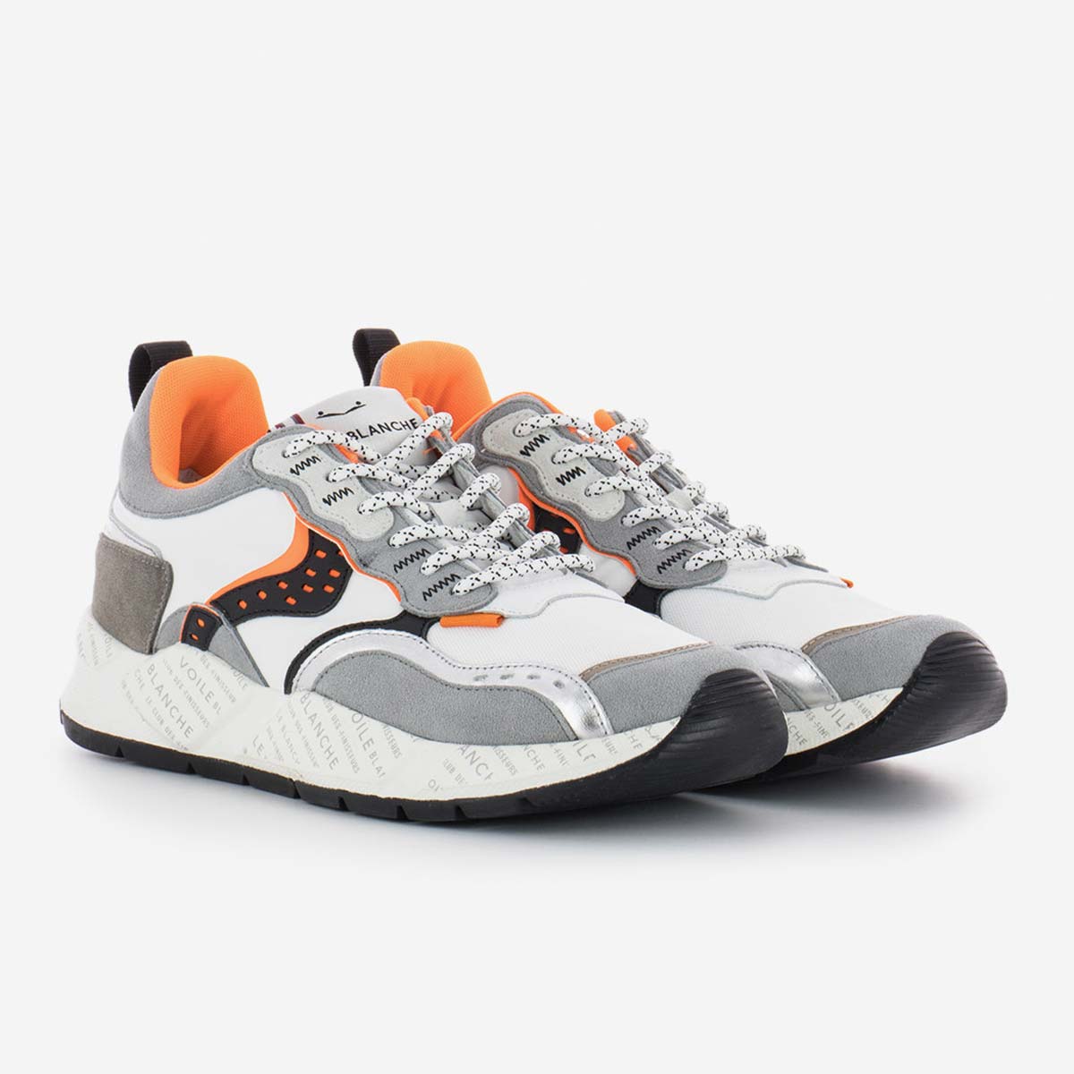 Sneaker in pelle e tessuto