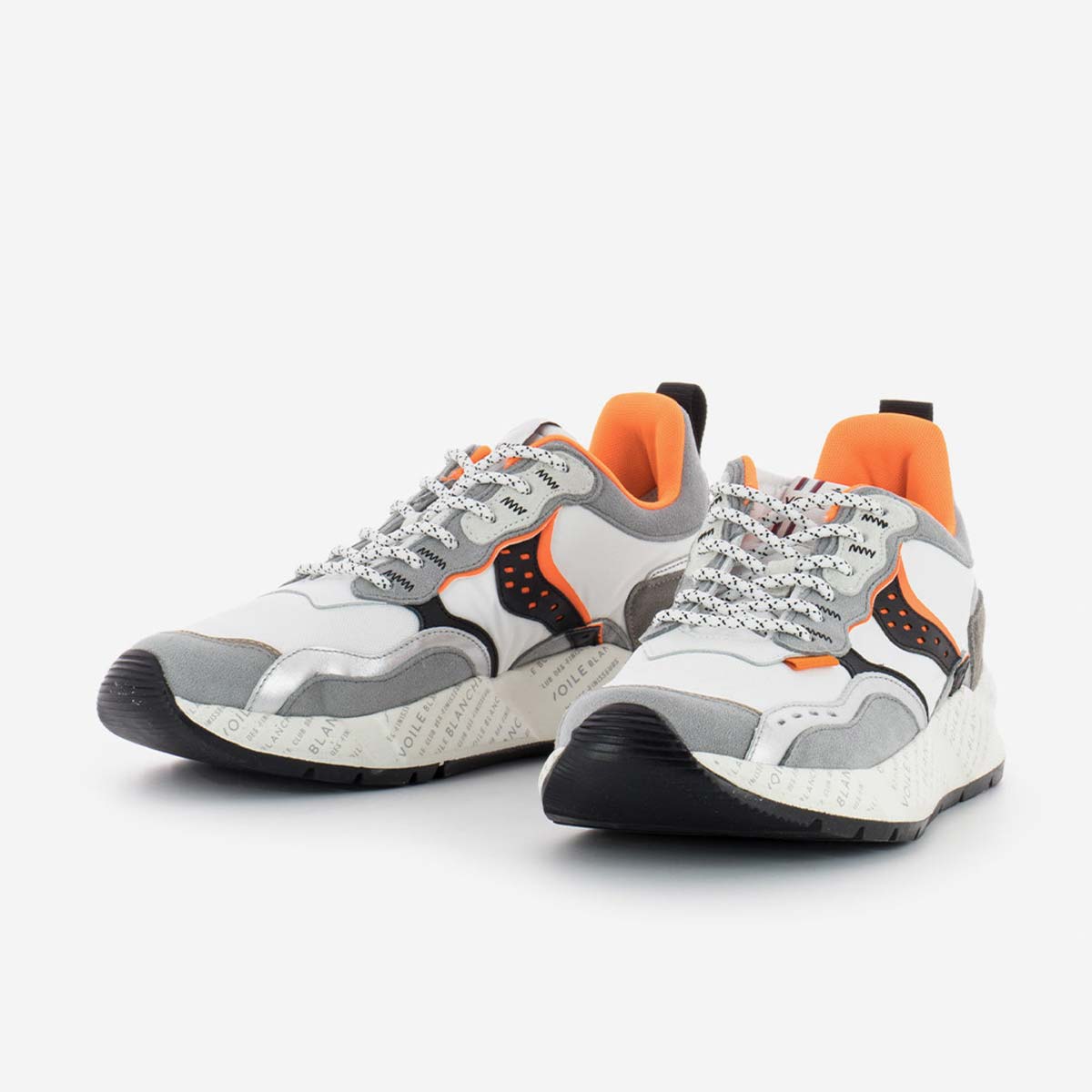 Sneaker in pelle e tessuto