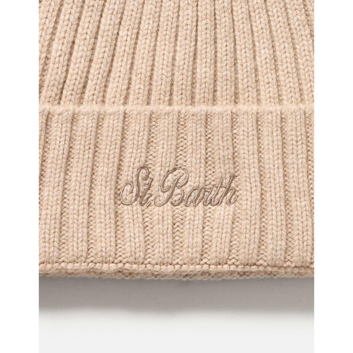 Berretta ricamata in cashmere