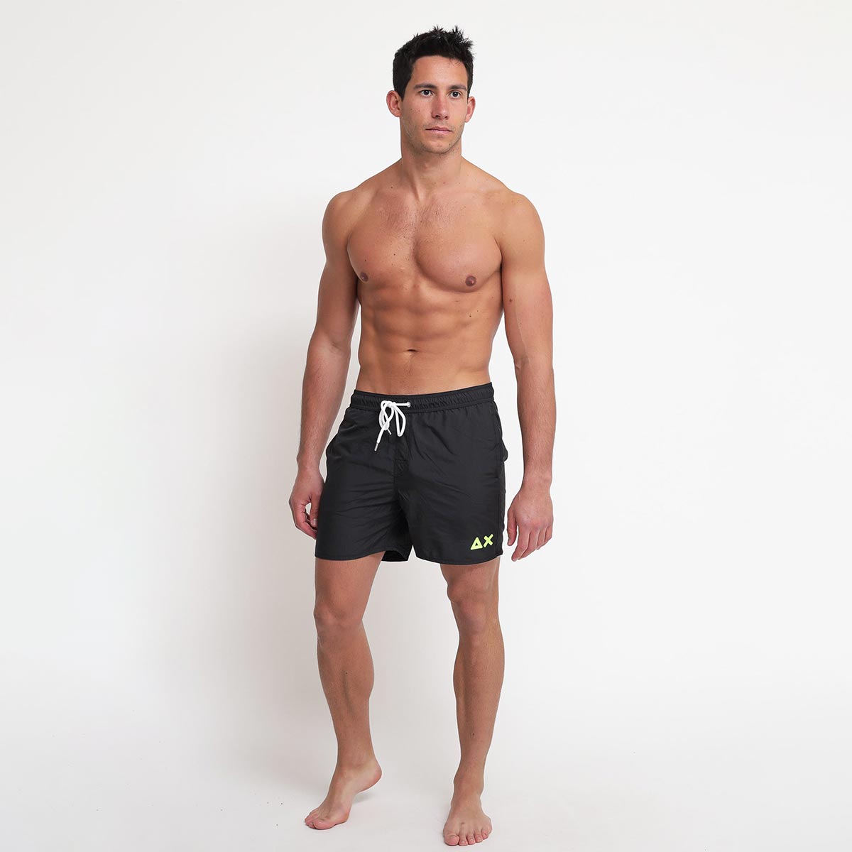 Boxer mare nero