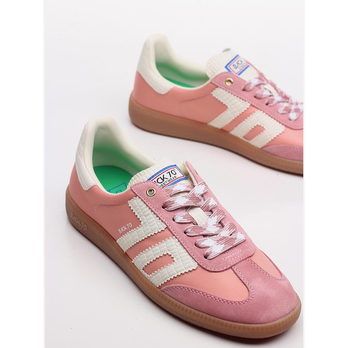 Sneaker pink in pelle e tessuto