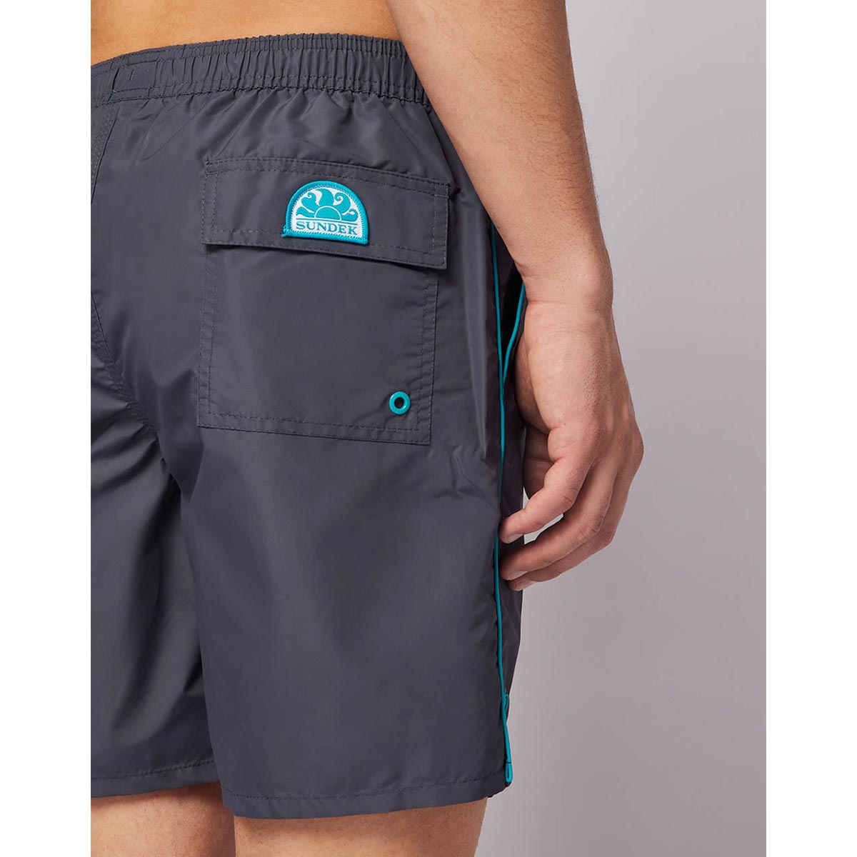 Boxer mare antracite