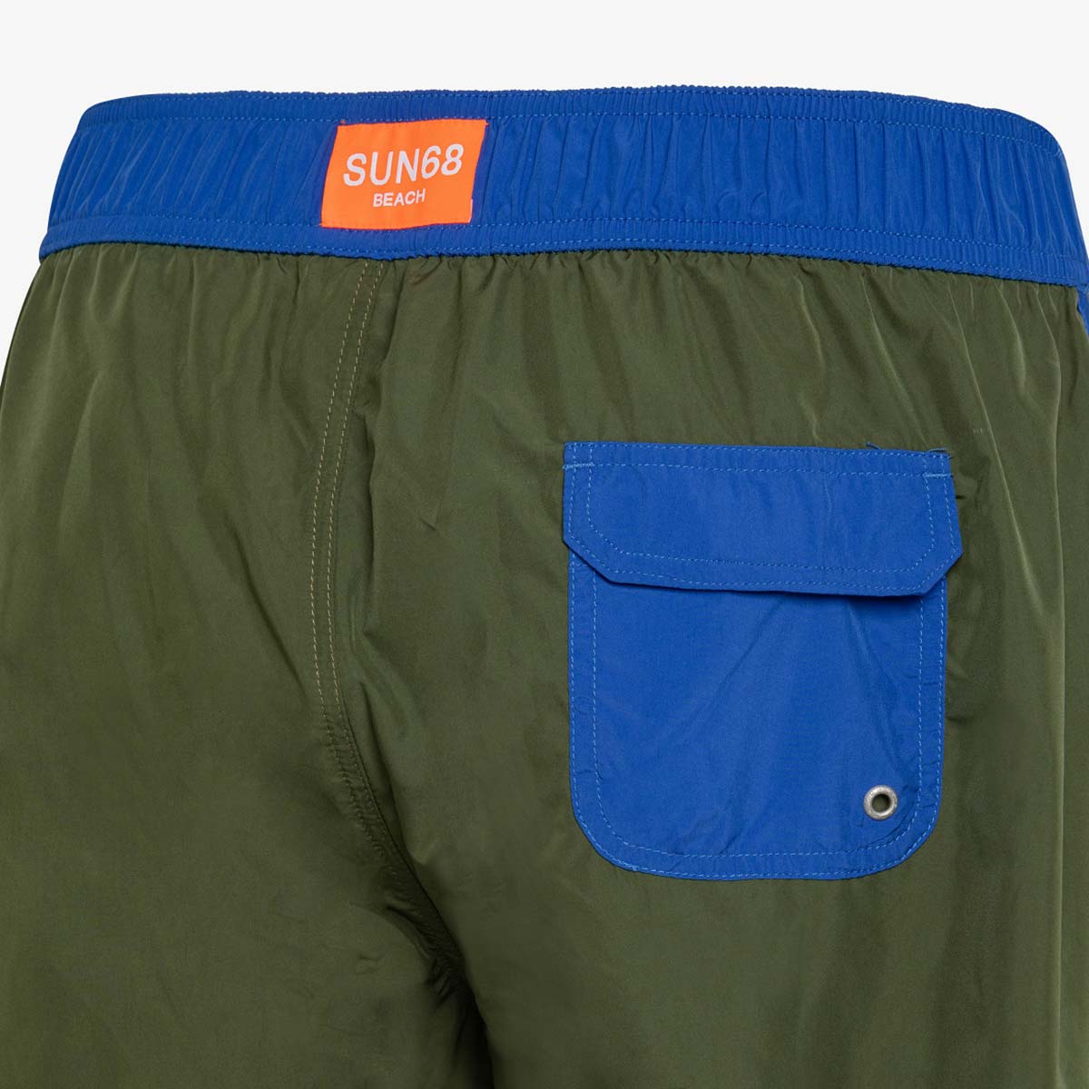 Boxer mare lungo verde
