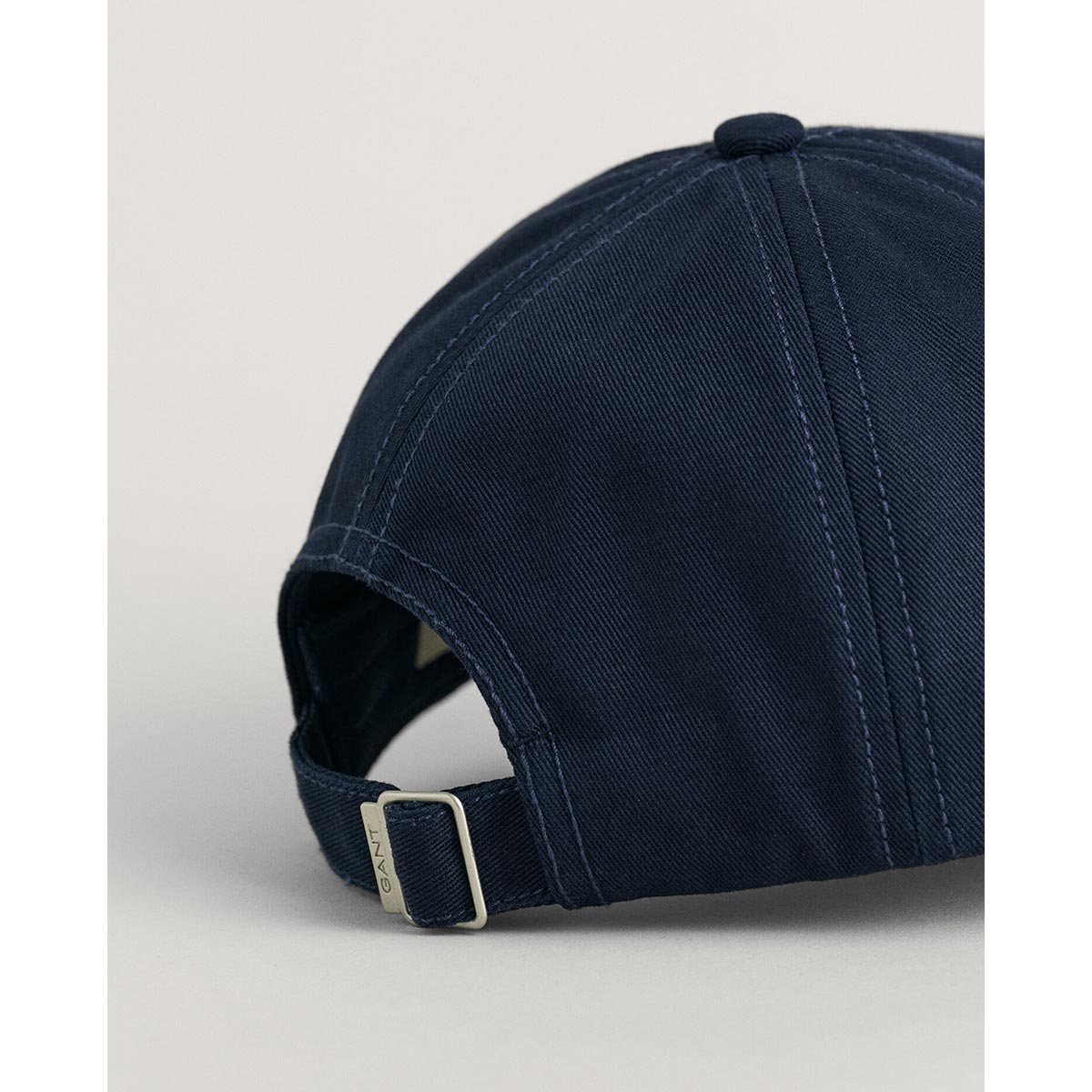 Cappello con visiera