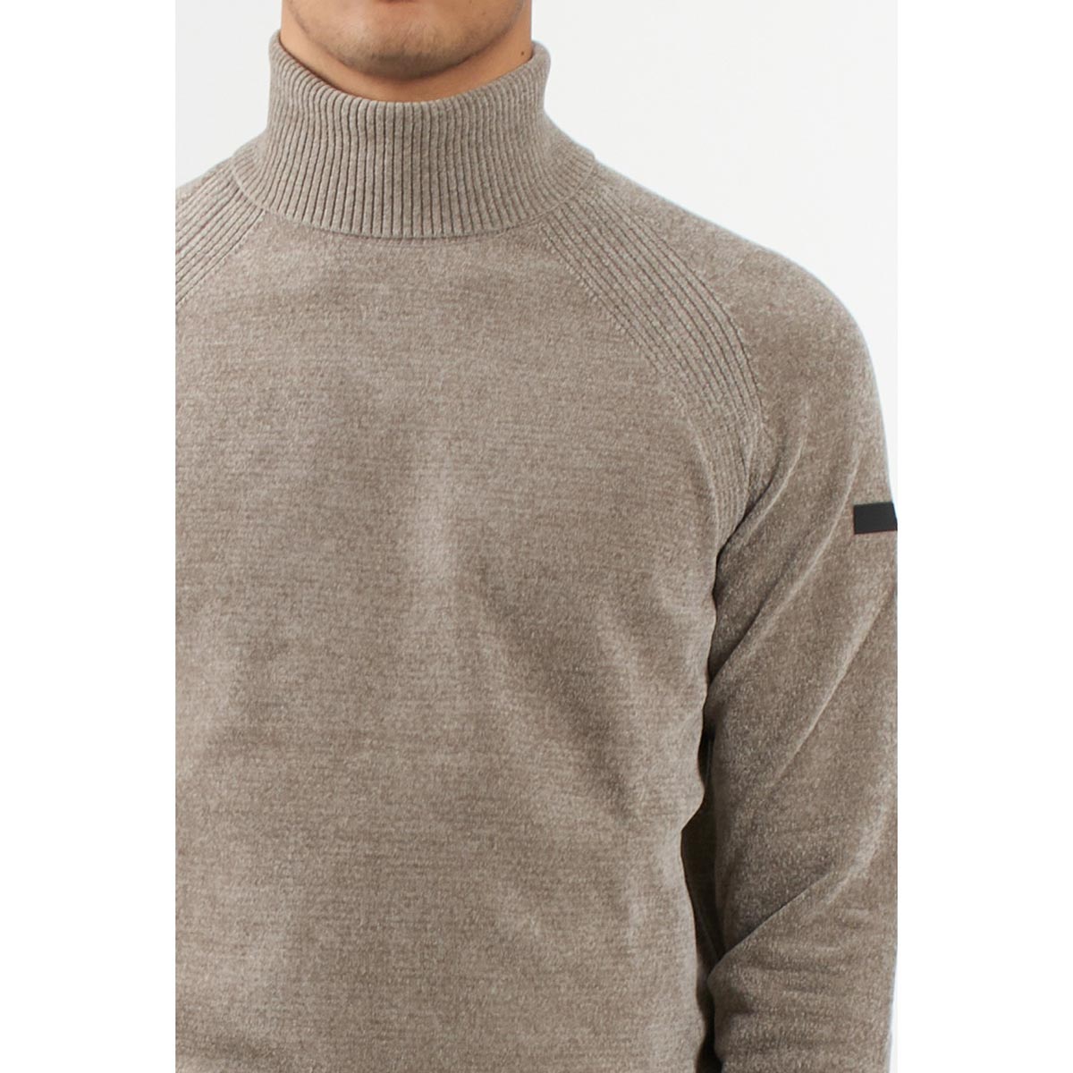 Maglione a collo alto