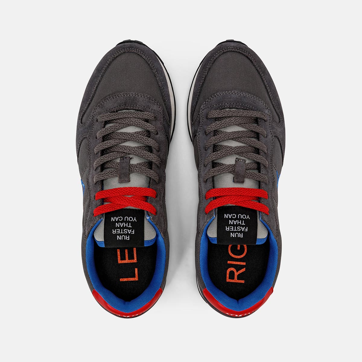 Sneaker grigia
