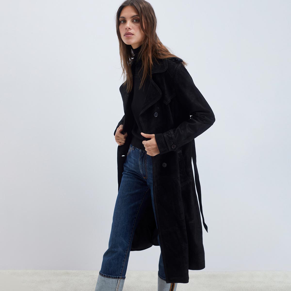Trench in camoscio