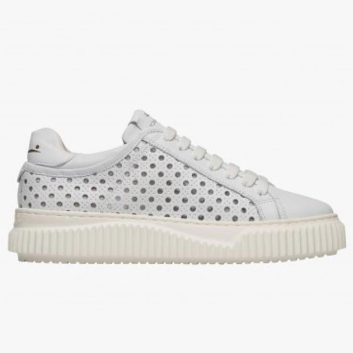 Sneaker in pelle traforata