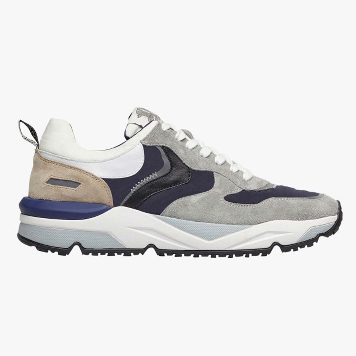 Sneaker in pelle e tessuto