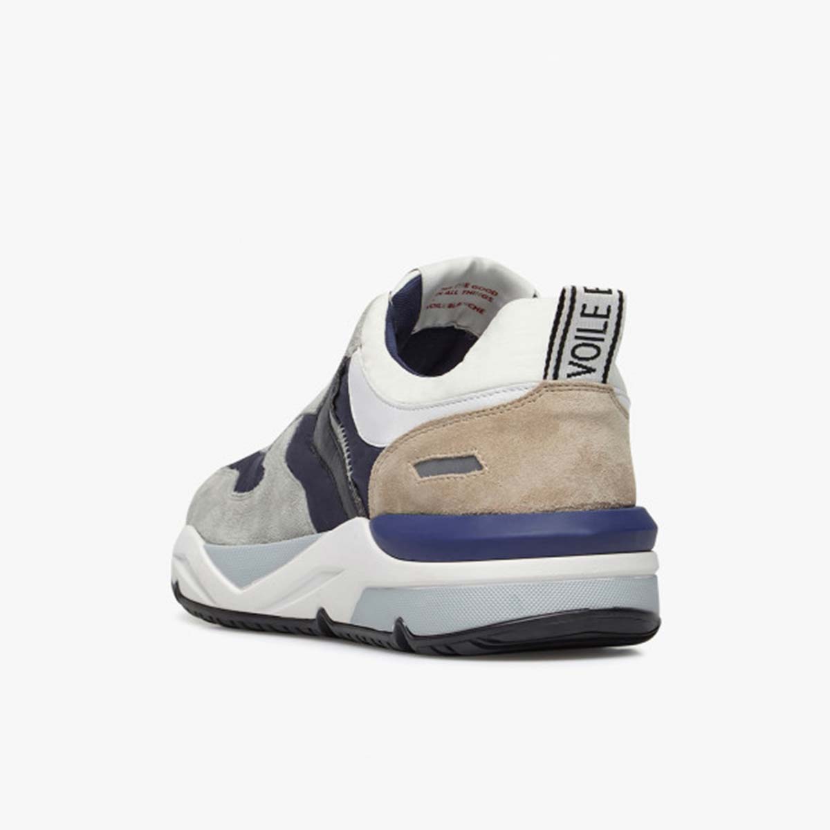 Sneaker in pelle e tessuto