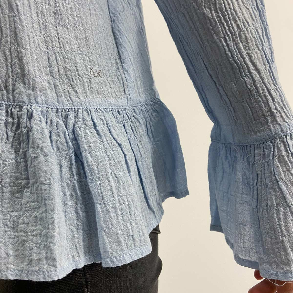 Camicia goffrata azzurra