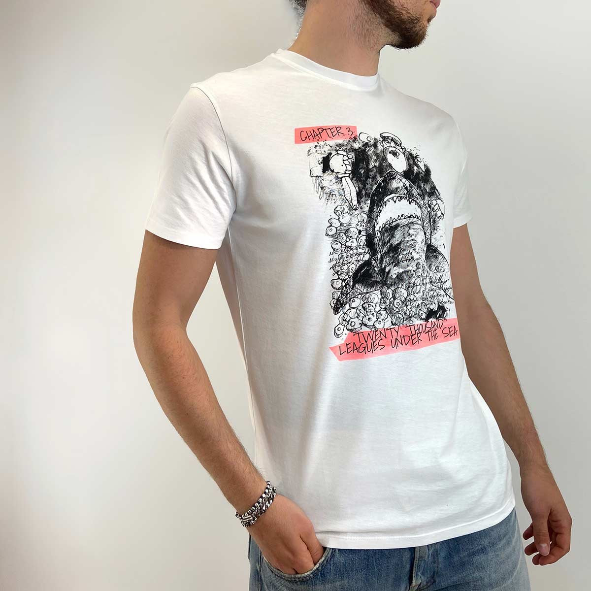 T-shirt shark