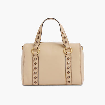 Borsa a mano in pelle con borchie e tracolla