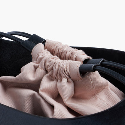 Borsa secchiello in pelle morbida