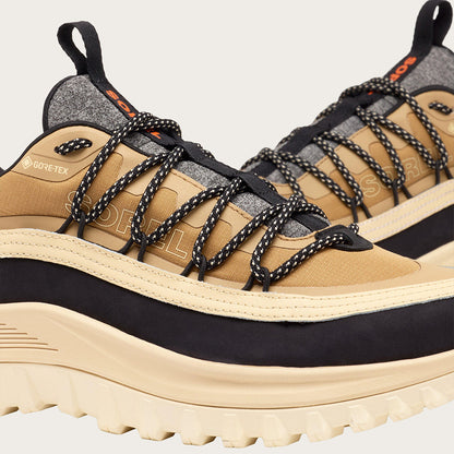 Sneakers in Gore-Tex