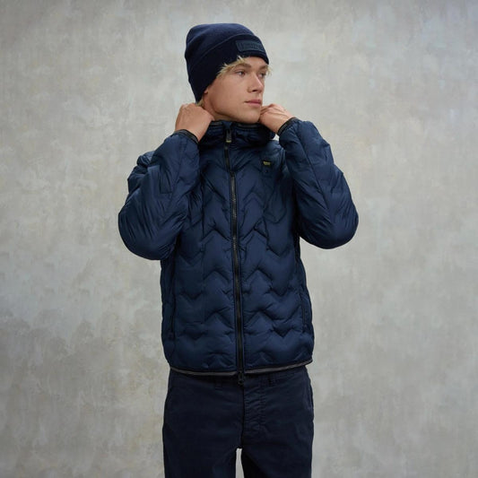 Piumino cuciture geometriche termosaldate