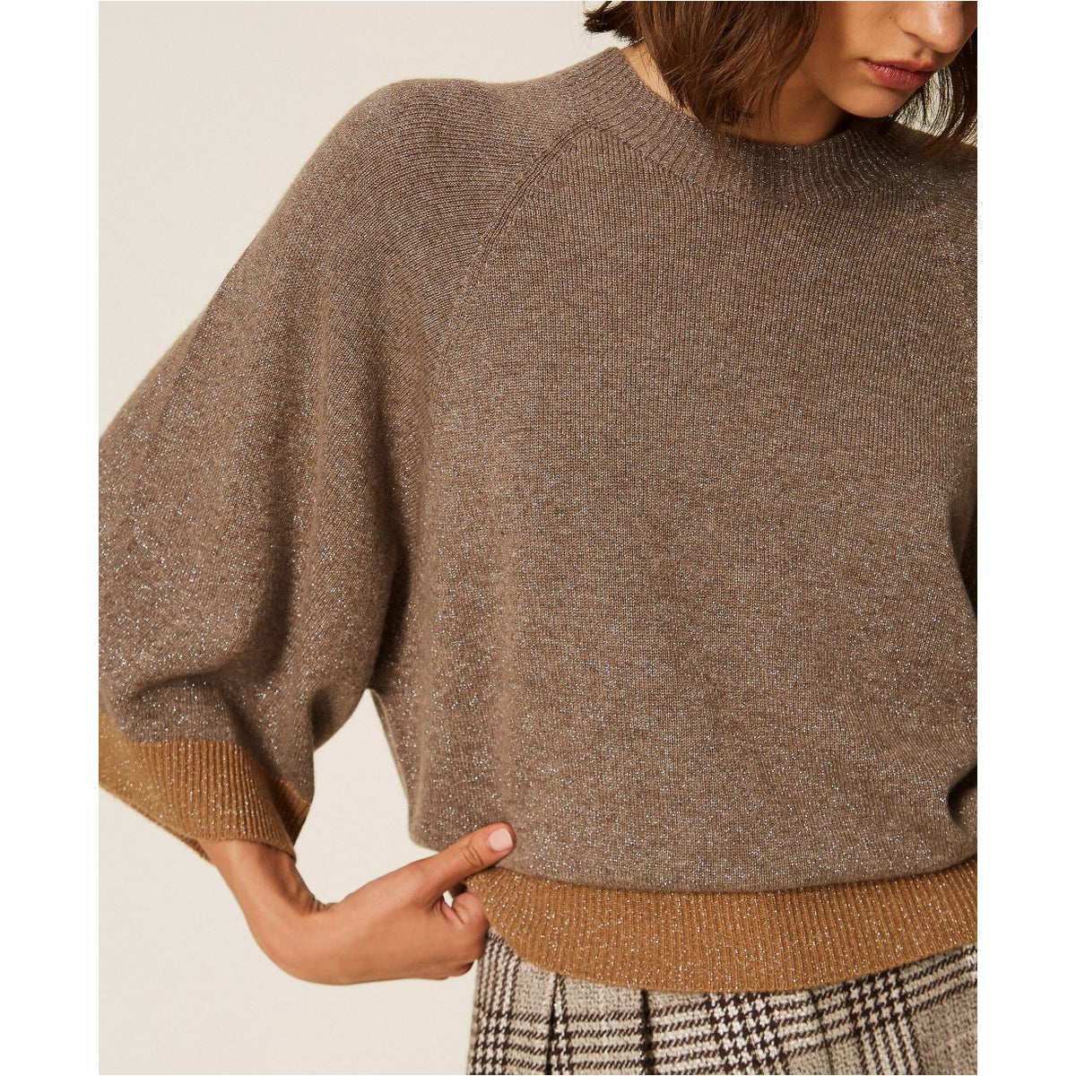 Maglia cropped in lana e cashmere con lurex