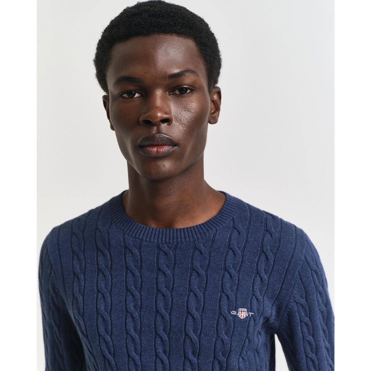 Maglione girocollo a treccia
