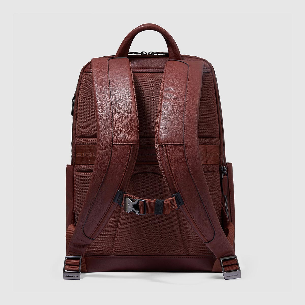 Zaino in pelle con porta pc 14" piccolo