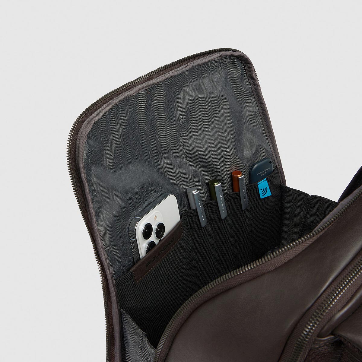 Zaino in pelle con porta pc 15.6" grande