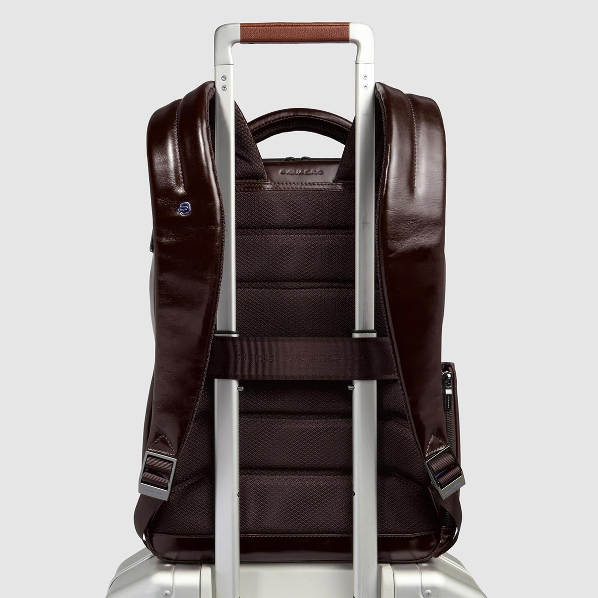 Zaino in pelle marrone con porta porta pc 14"