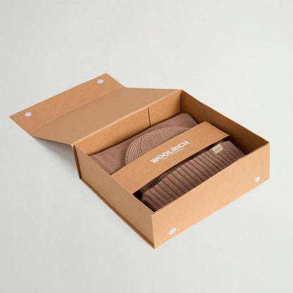 Set con berretto e sciarpa in misto lana