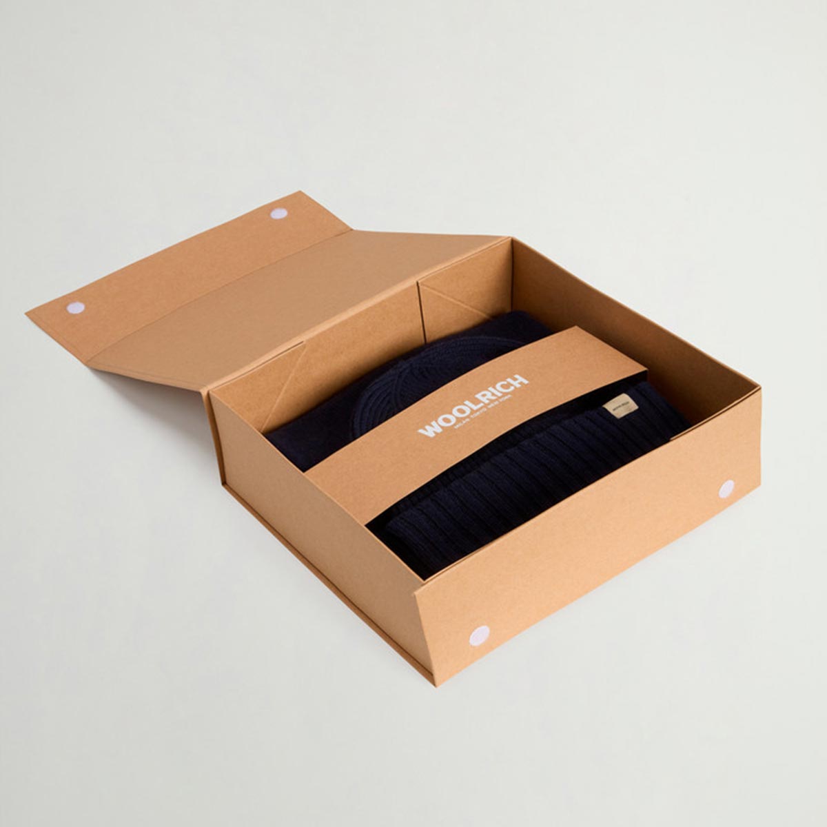 Set con berretto e sciarpa in misto lana