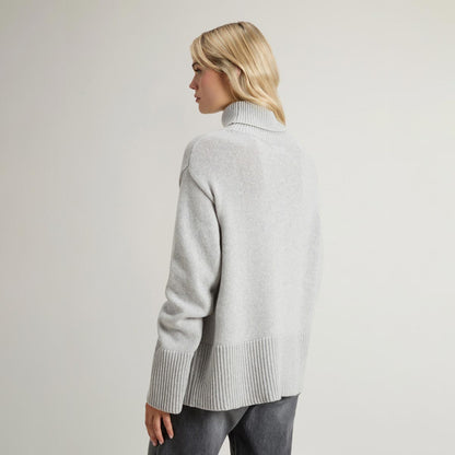 Maglione a collo alto in pura lana