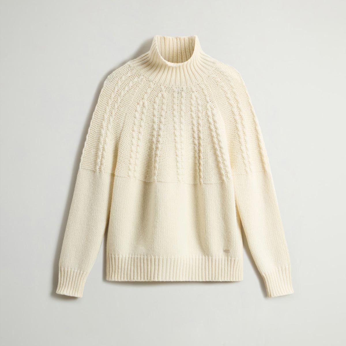 Maglione a collo alto in misto lana