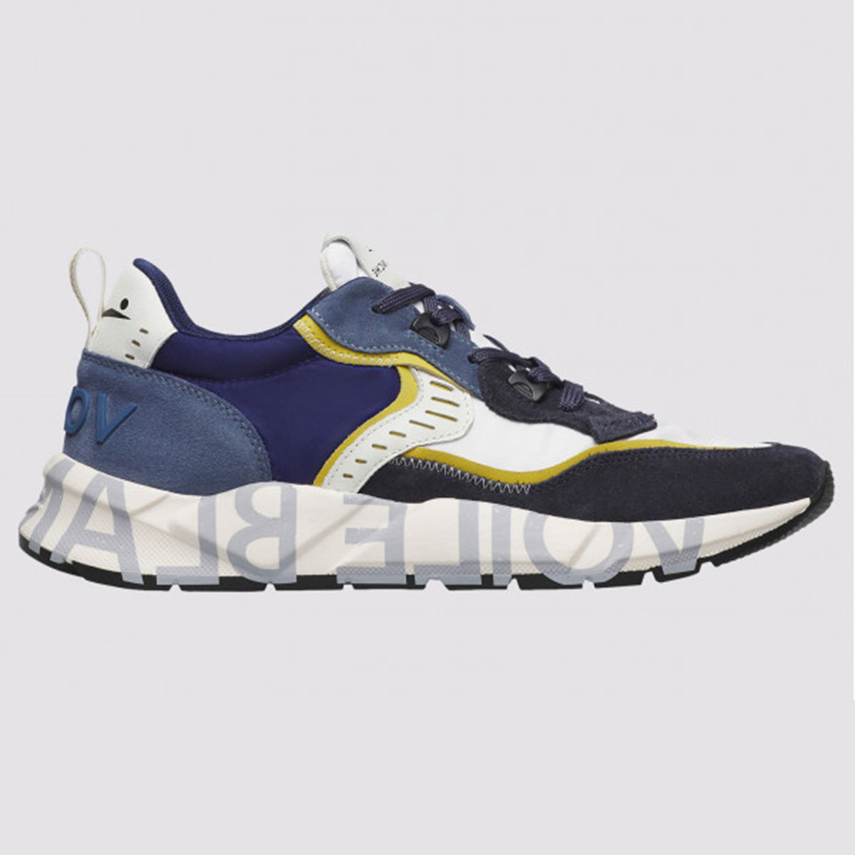 Sneaker in pelle e tessuto