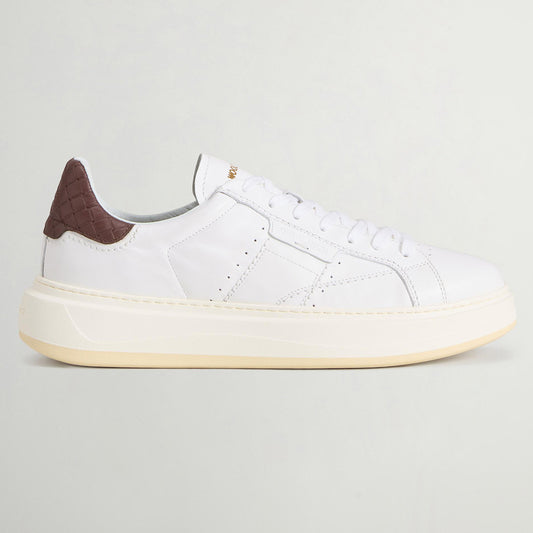 Sneaker in pelle bianche