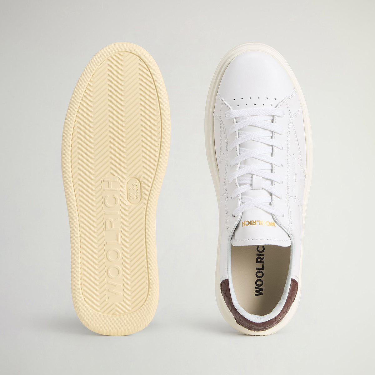 Sneaker in pelle bianche