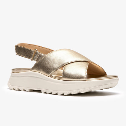 Sandalo in pelle oro