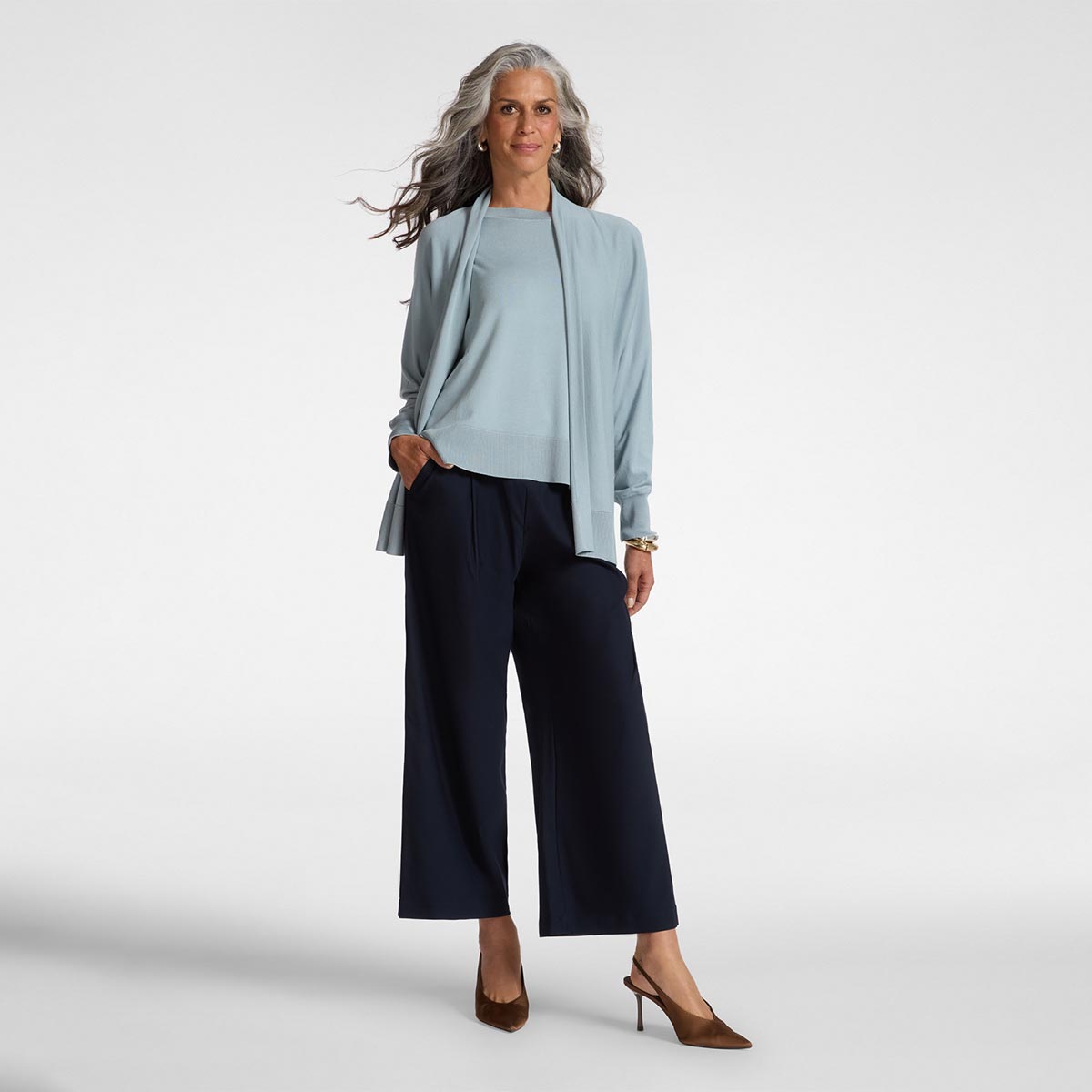 Pantaloni ampi con pieghe