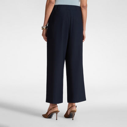 Pantaloni ampi con pieghe