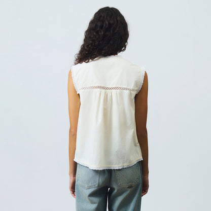 Camicia smanicata con ricami