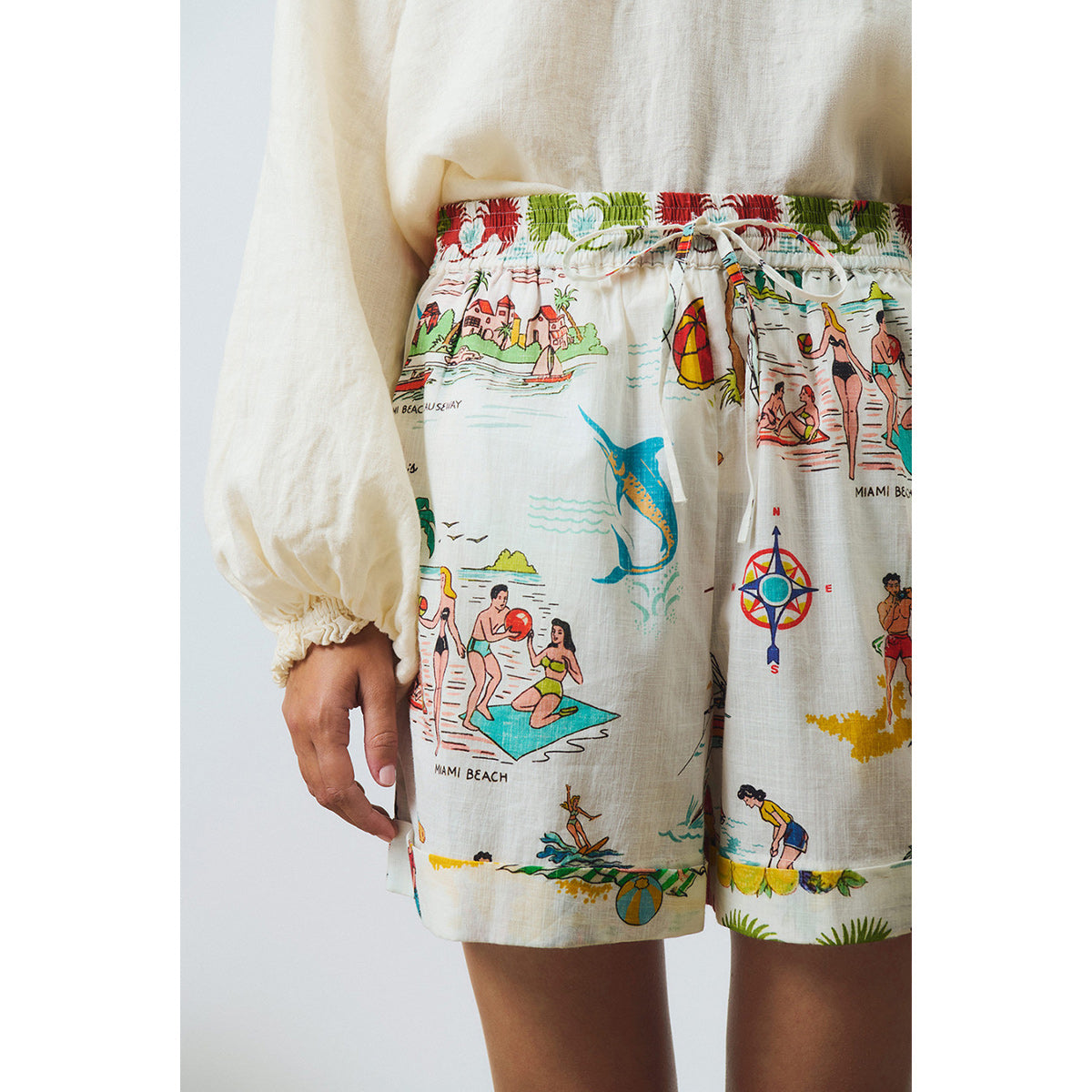 Pantalone short a fantasia in cotone