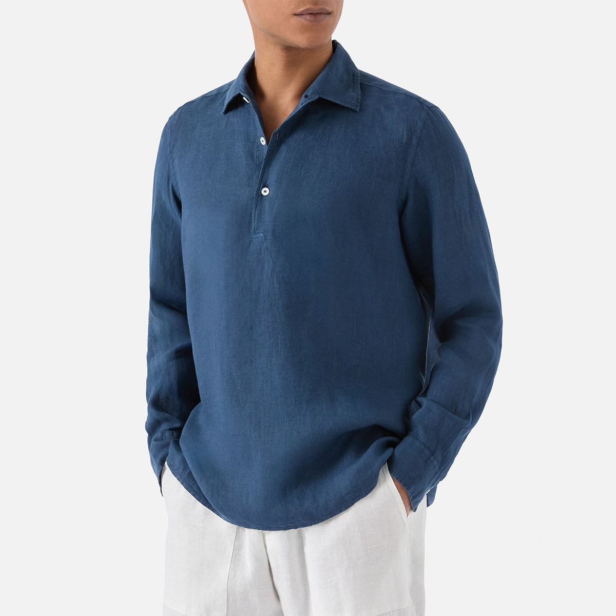 Camicia in lino blu bottoni a serafino
