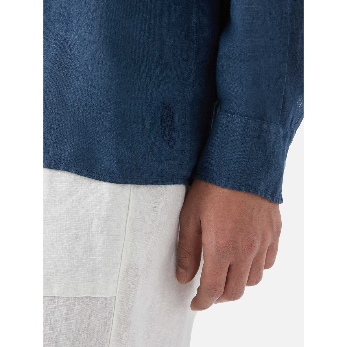 Camicia in lino blu bottoni a serafino