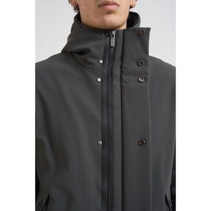 Parka tessuto tecnico con cappuccio