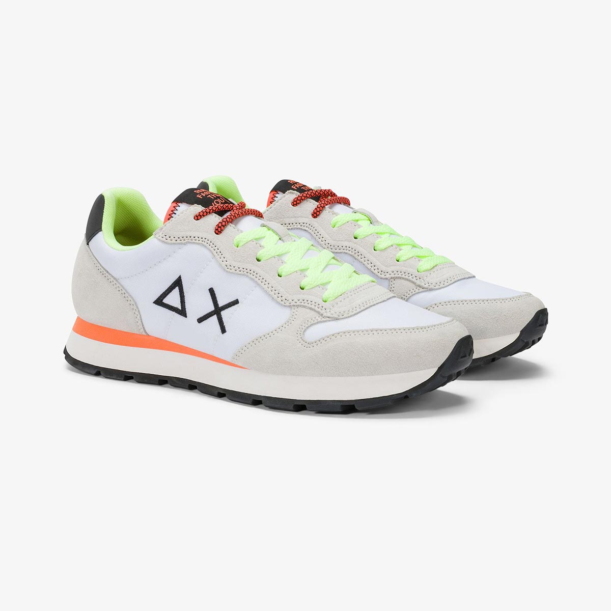 Sneaker bianca fluo