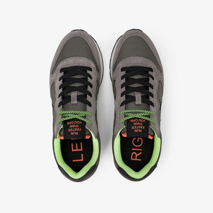 Sneaker grigia fluo