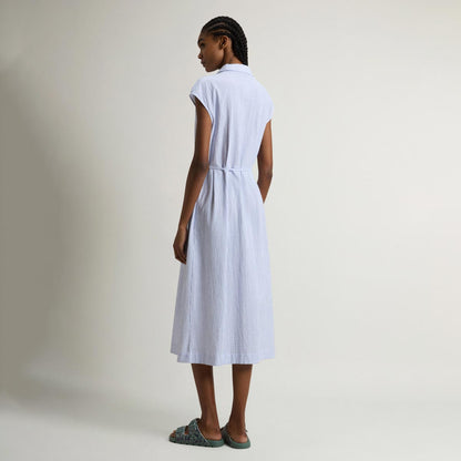 Vestito lungo goffrato a righe