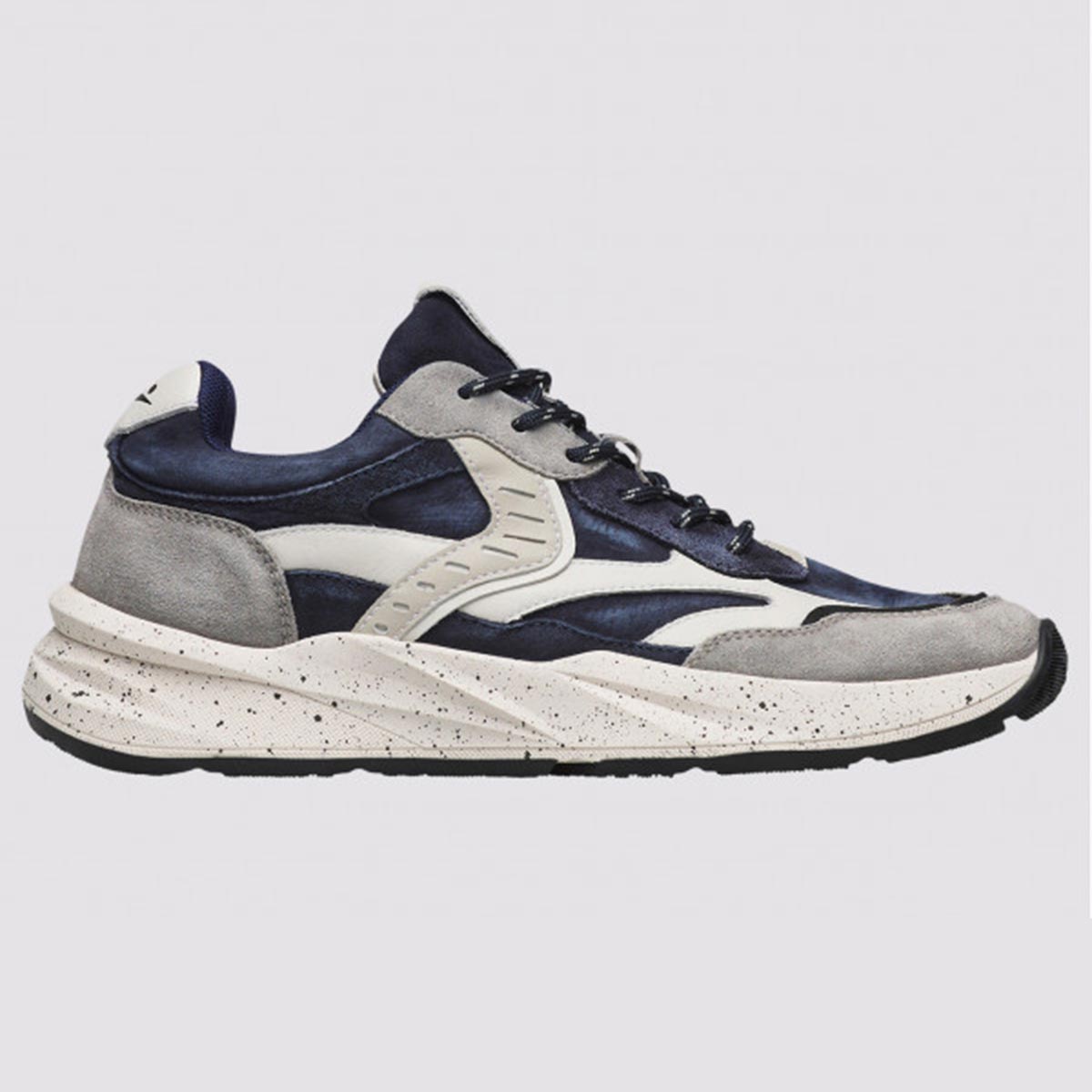 Sneaker in pelle e tessuto