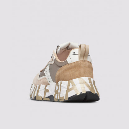 Sneaker in pelle e tessuto platino